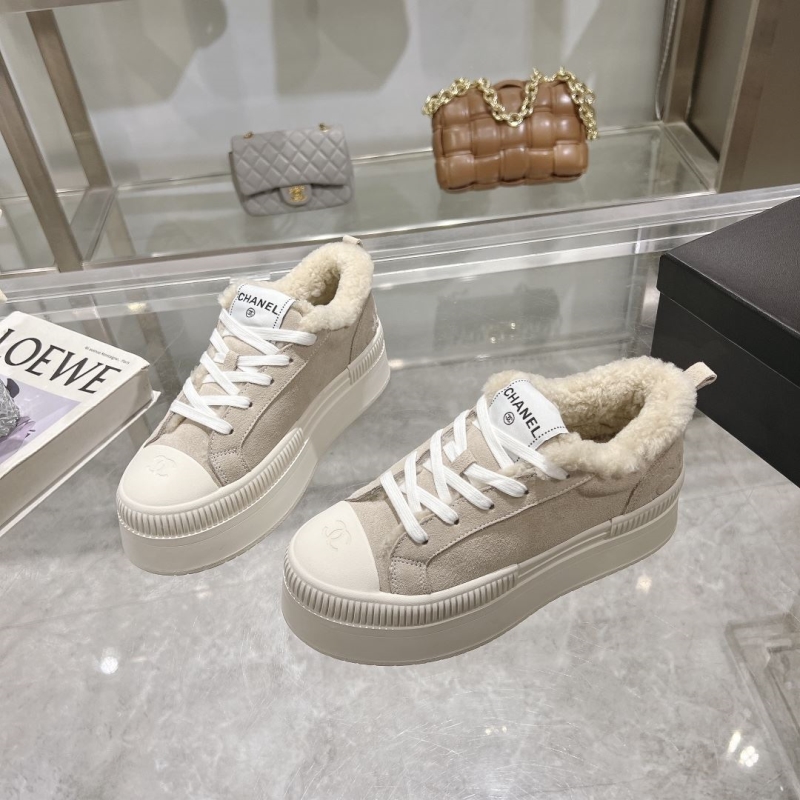 Ch**el sport shoes